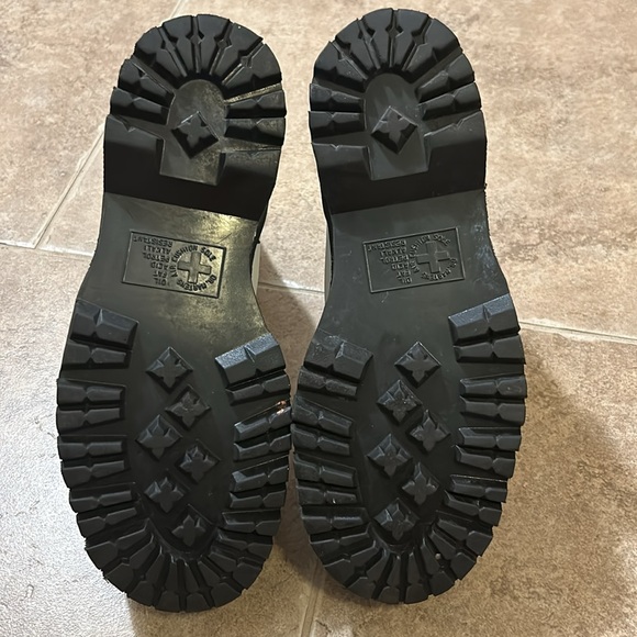 Doc Martens- White Chelsea slip-on- great condition only worn a few times. - Picture 6 of 6